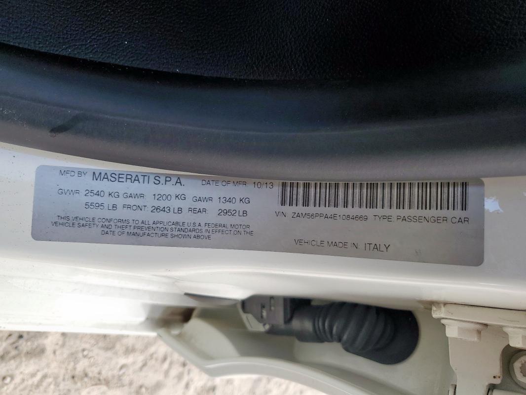 2014 MASERATI QUATTROPOR - ZAM56PPA4E1084669