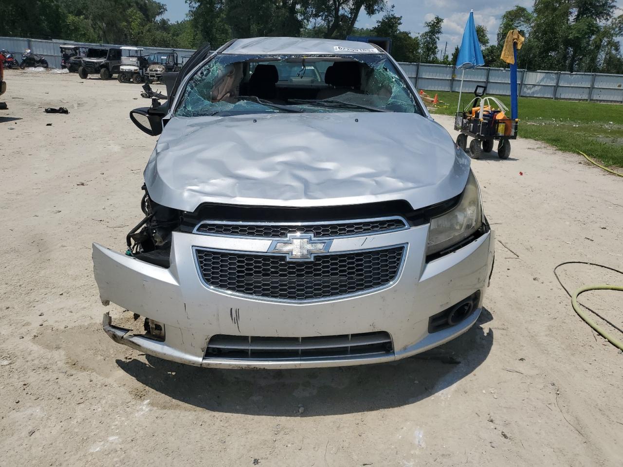 Chevrolet Cruze ls 2013