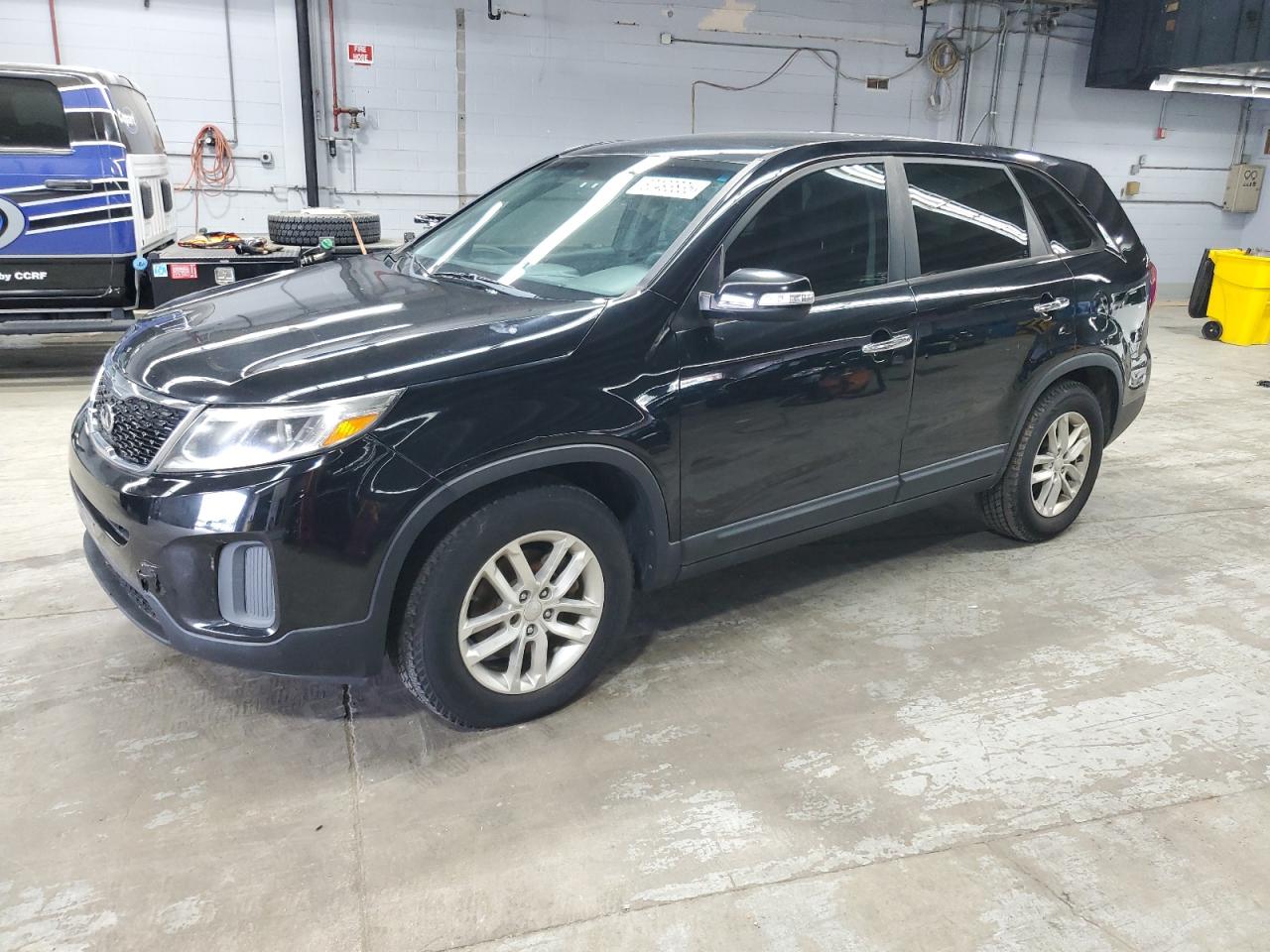KIA SORENTO LX
