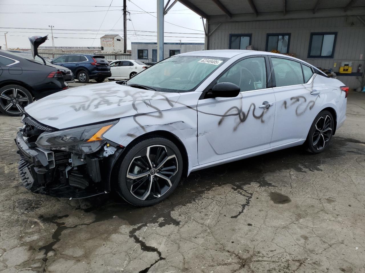 NISSAN ALTIMA SR