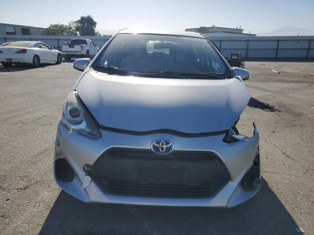 2016 TOYOTA PRIUS C - JTDKDTB3XG1137988