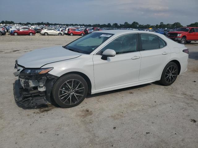 Vin: 4t1g11ak8ru221509, lot: 60841235, toyota camry se night shade 2024 img_1