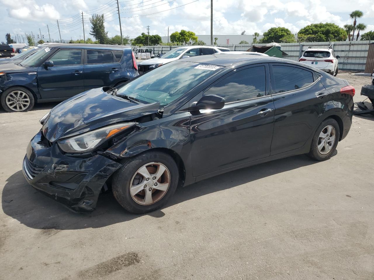 HYUNDAI ELANTRA SE