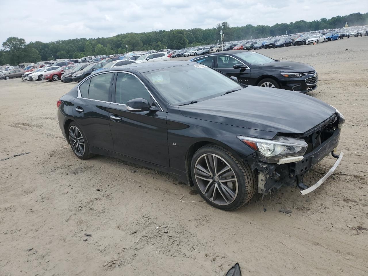 INFINITI Q50 2015