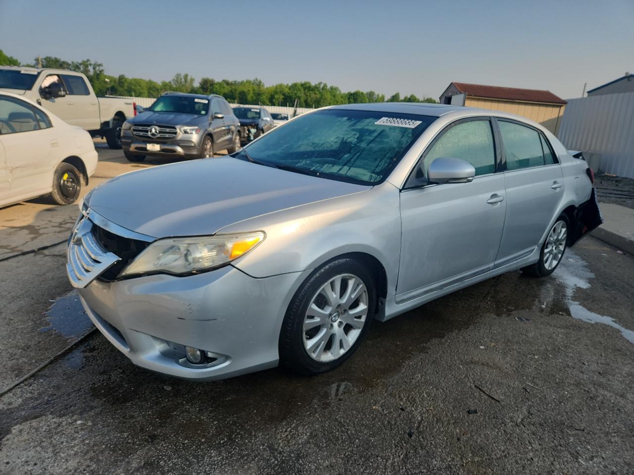 TOYOTA AVALON BASE