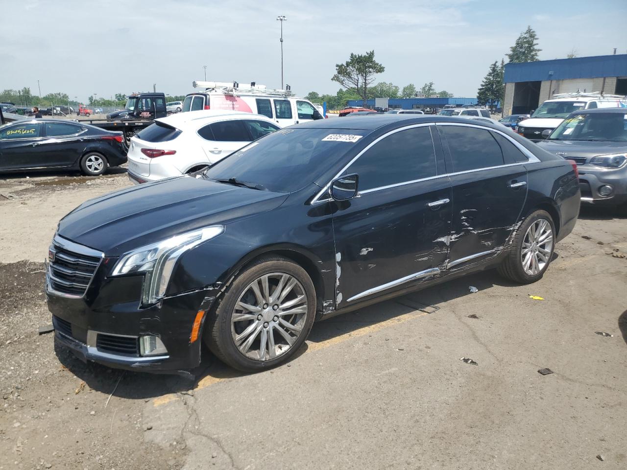 CADILLAC XTS LUXURY