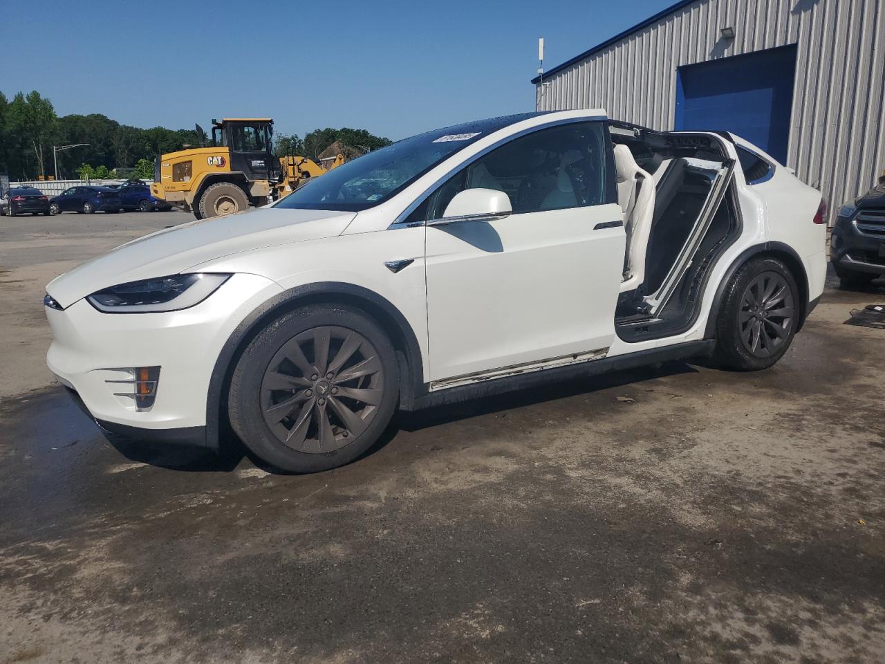 TESLA MODEL X