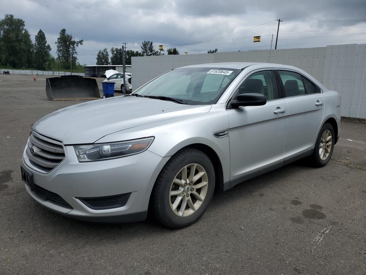 FORD TAURUS SE