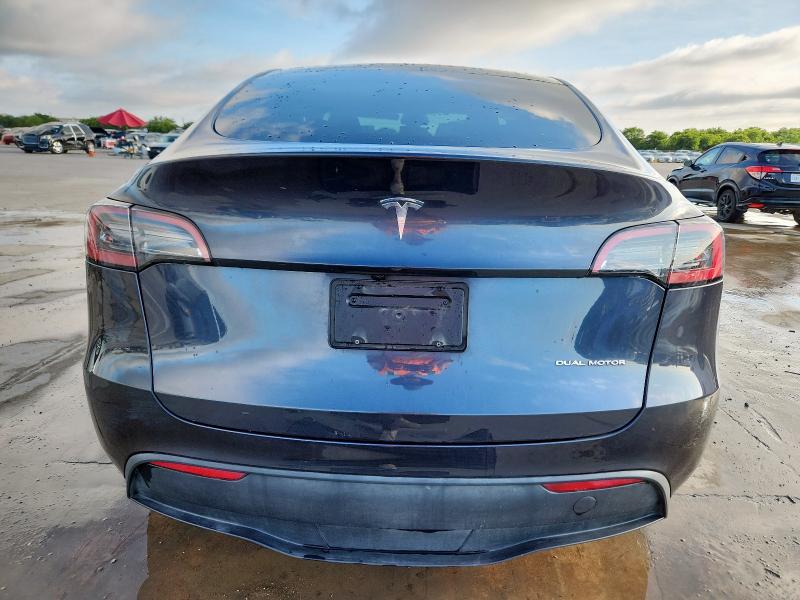2024 TESLA MODEL Y - 7SAYGDEE8RA248117