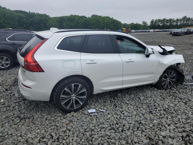 VOLVO XC60 B5 MO 2022 white  gas YV4L12RK9N1082156 photo #4