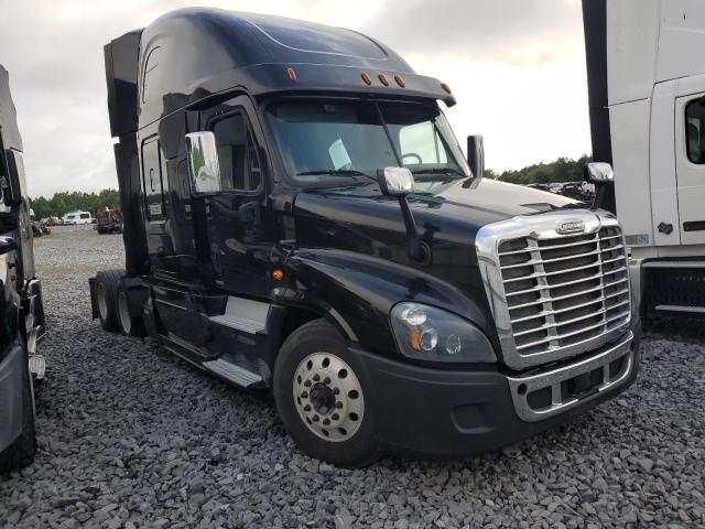 Global Auto Auctions: 2015 FRHT CASCADIA 1