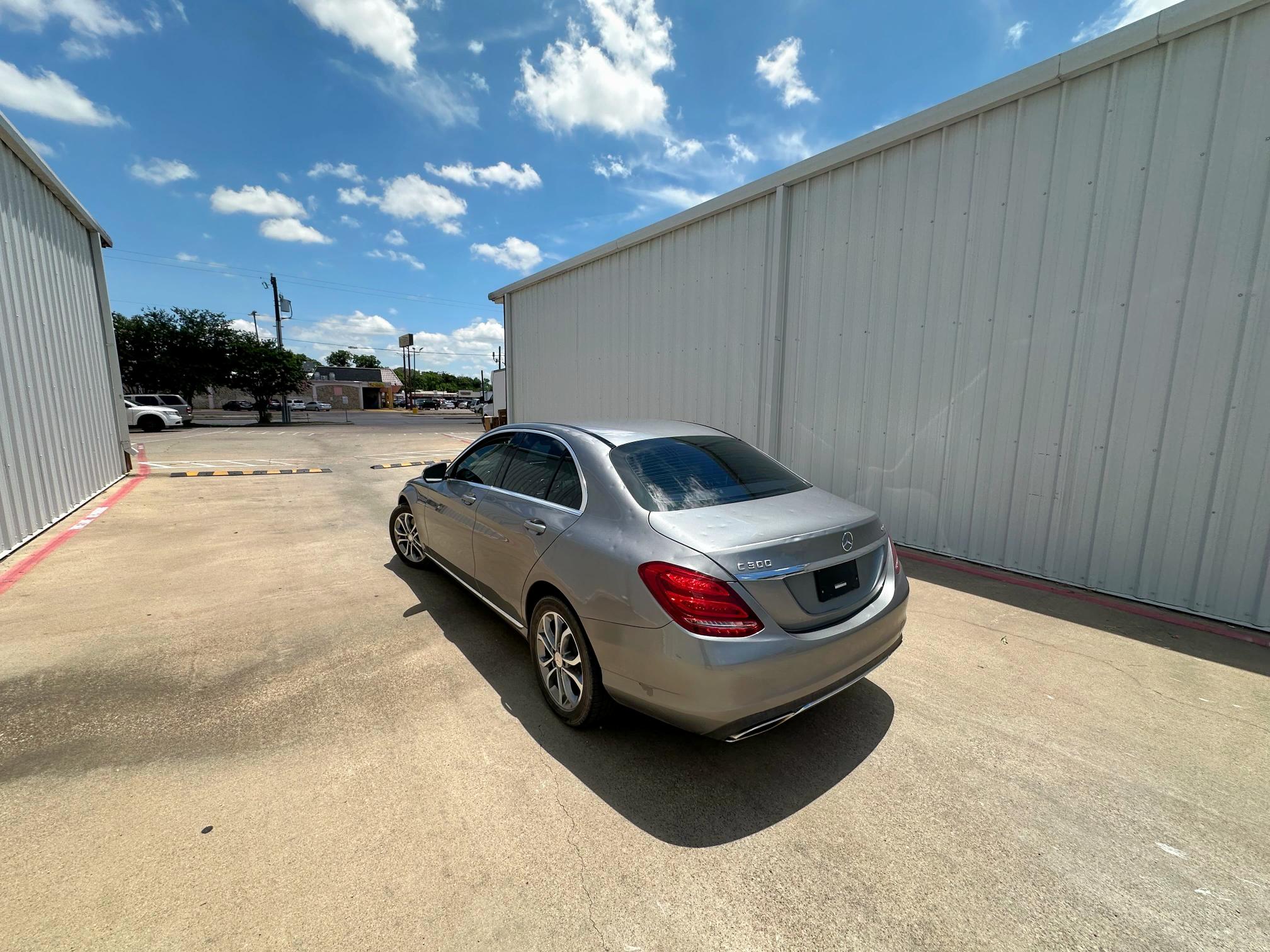 Vin: 55swf4kb0fu074218, lot: 63150245, mercedes-benz c-class 300 4matic 20153