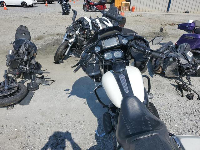2018 HARLEY-DAVIDSON FLTRXS ROA 1HD1KTC16JB648063