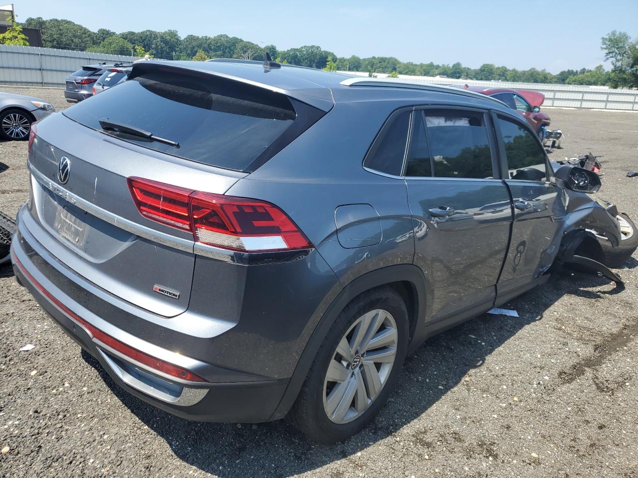 VOLKSWAGEN ATLAS CROSS SPORT SE
