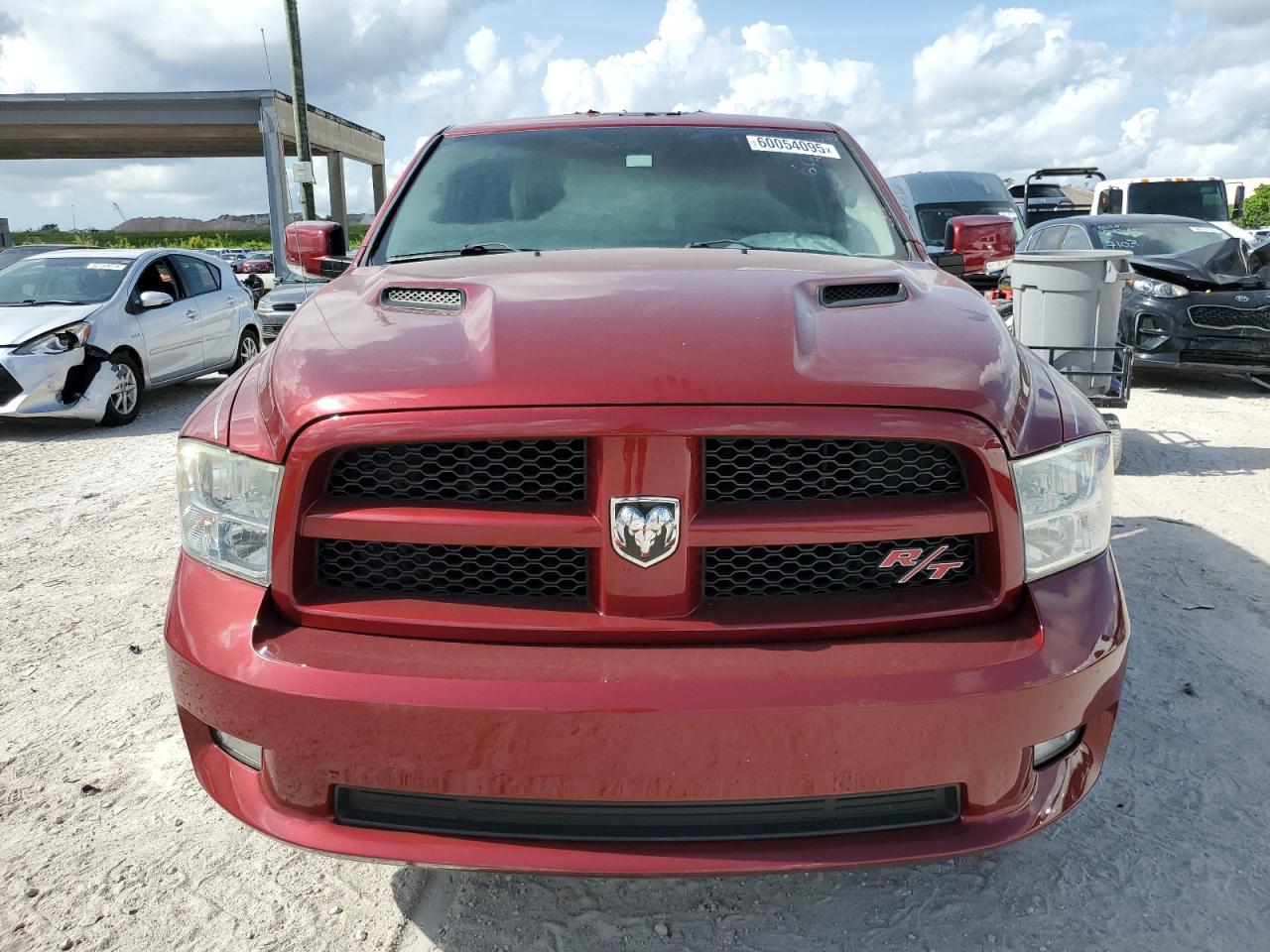 Dodge Ram 1500 2011