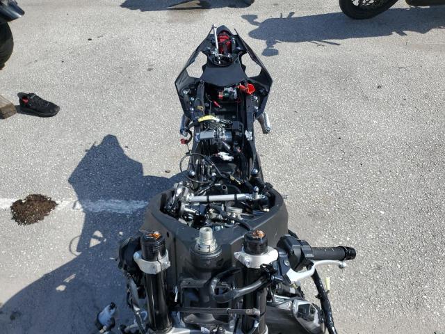 2024 YAMAHA YZFR1 JYARN66E0RA004776
