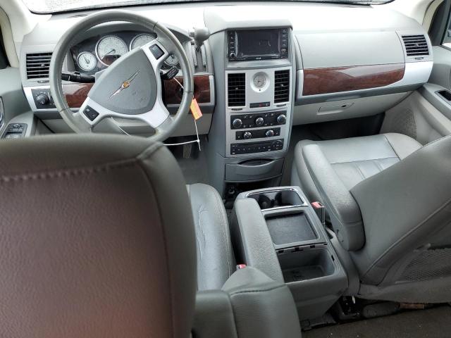 2010 CHRYSLER TOWN & COU - 2A4RR5D17AR157068