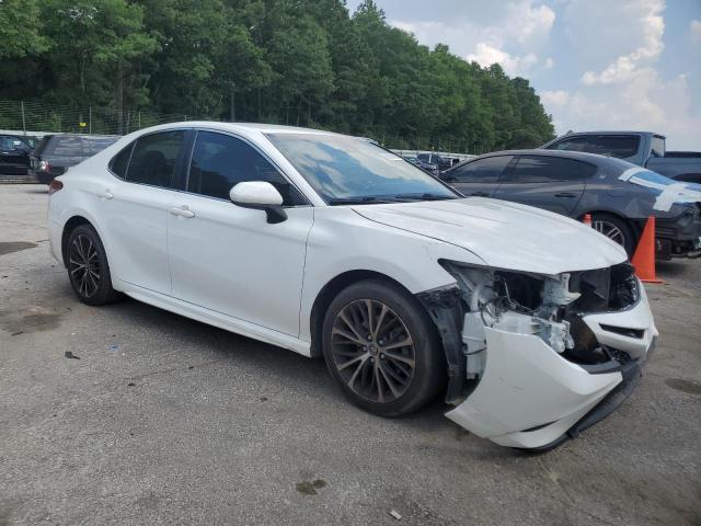 2018 TOYOTA CAMRY L - JTNB11HK4J3019700