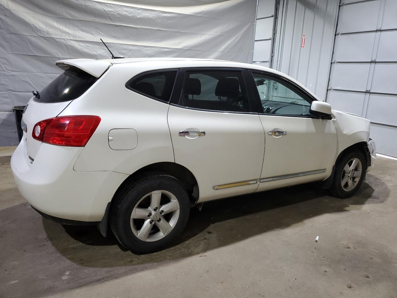 Nissan Rogue s 2013