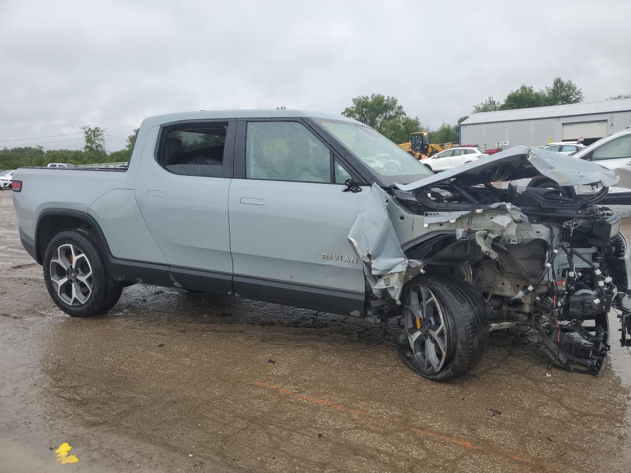 RIVIAN R1T LAUNCH EDITION