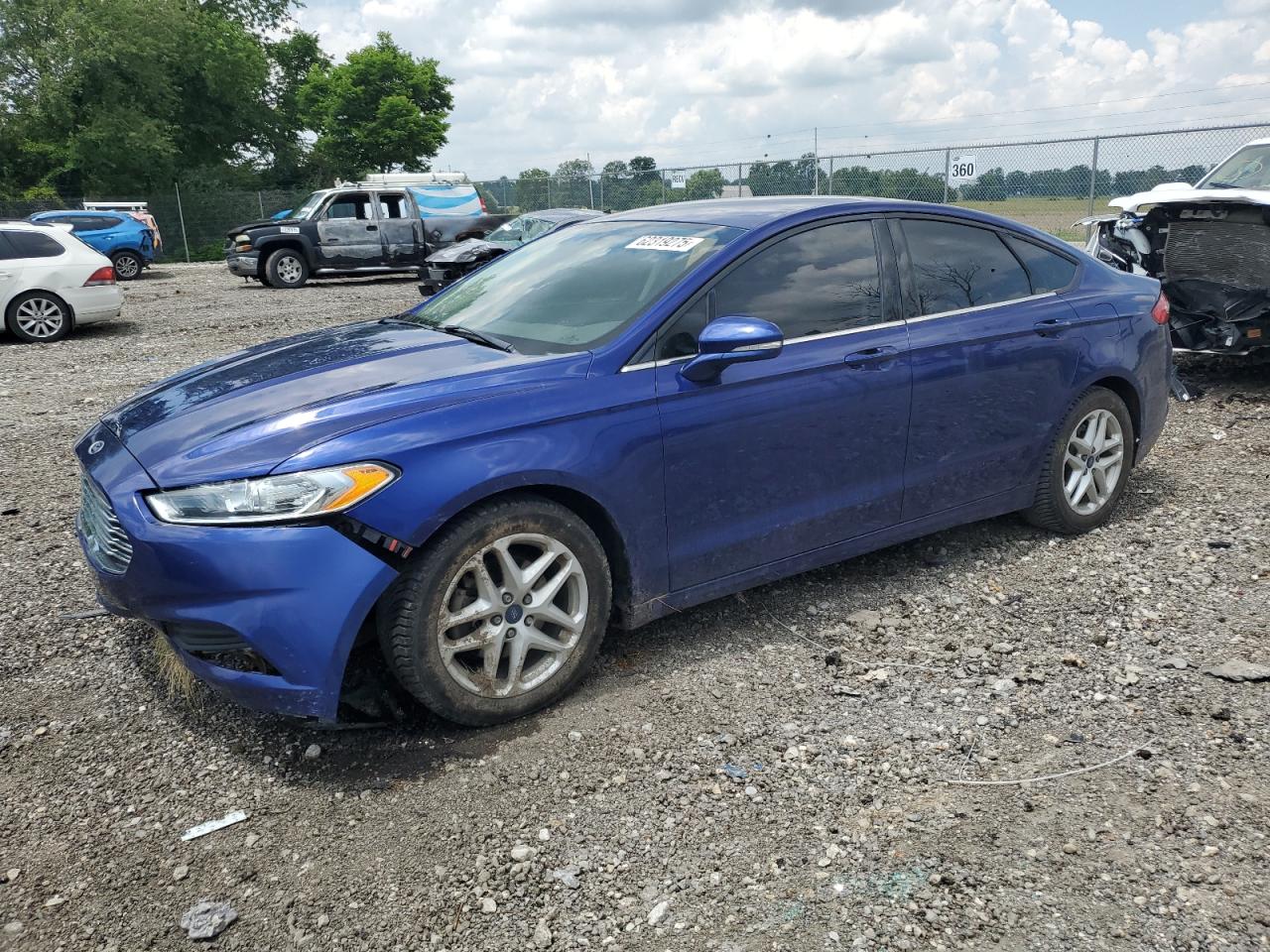 FORD FUSION SE