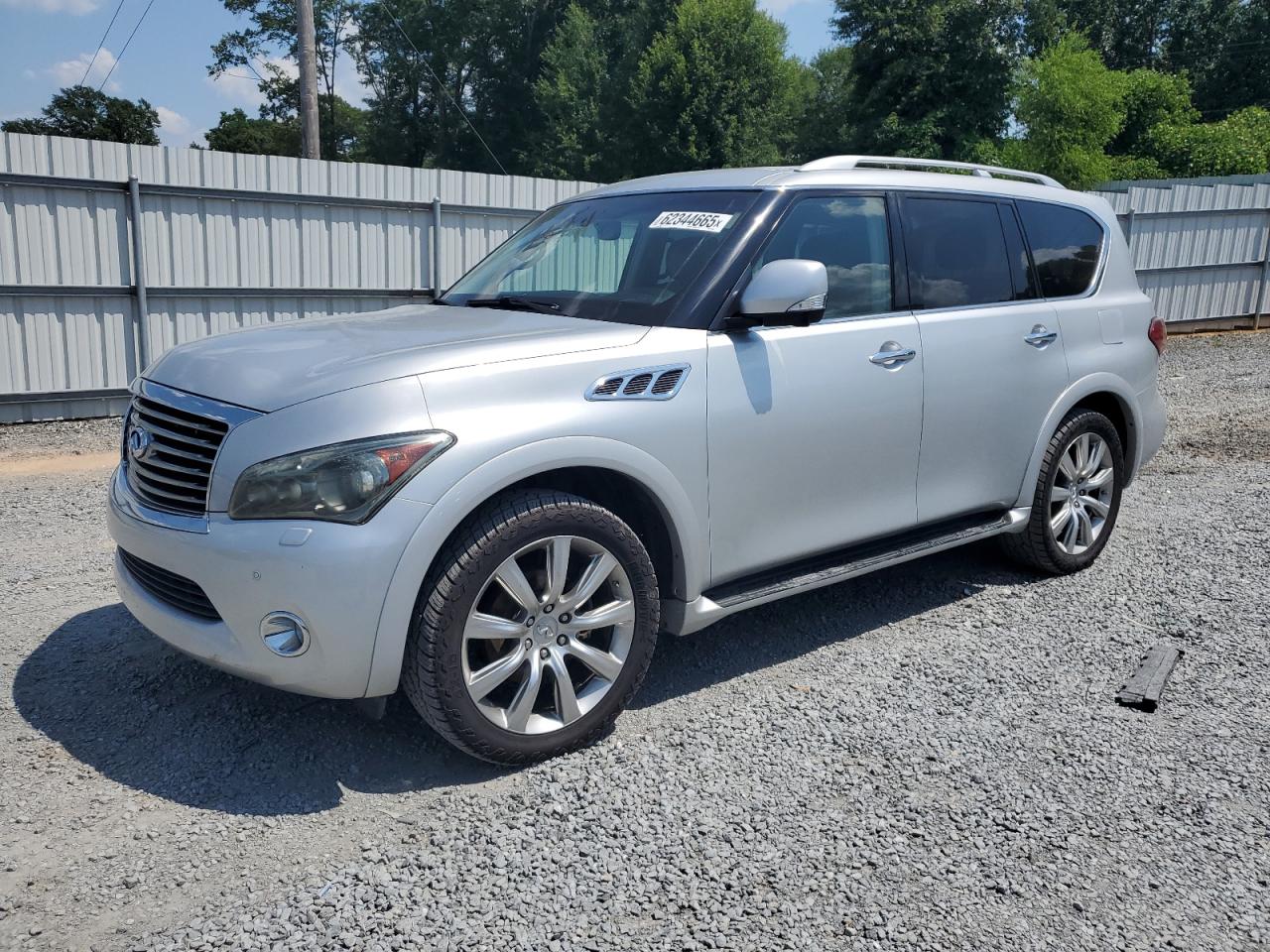 INFINITI QX56