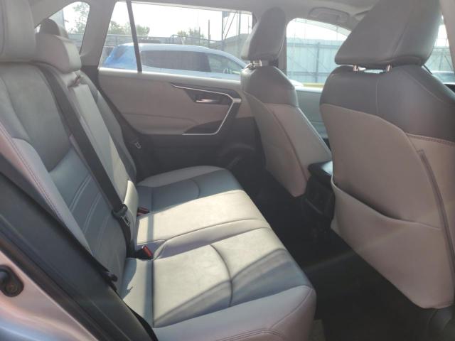 2019 TOYOTA RAV4 XLE P 2T3A1RFV1KW081386