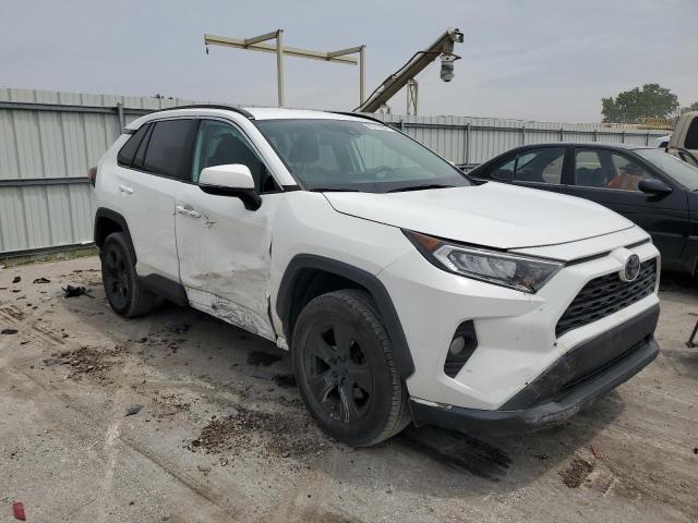 2021 TOYOTA RAV4 XLE 2T3P1RFV1MC214050