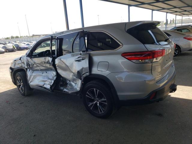 Vin: 5tdbzrfh0js823980, lot: 59365335, toyota highlander le 20182