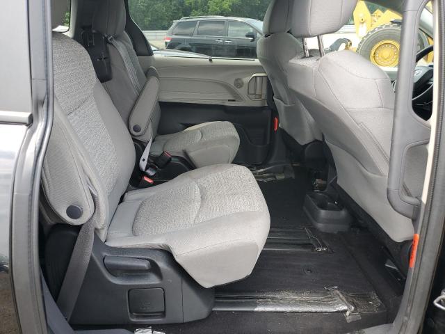 2022 TOYOTA SIENNA LE 5TDKRKEC2NS110064