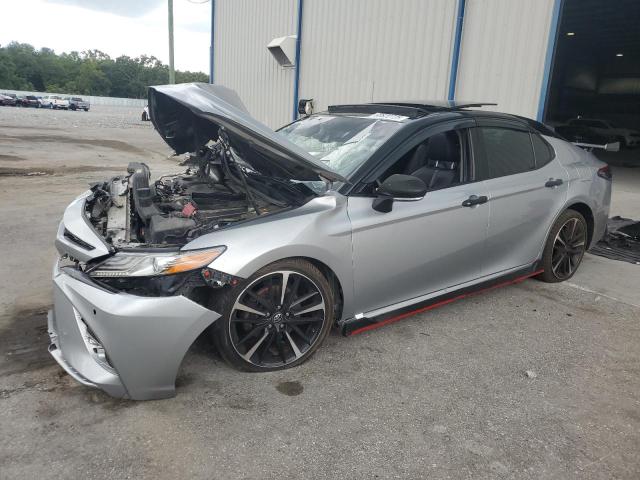 TOYOTA CAMRY XSE
