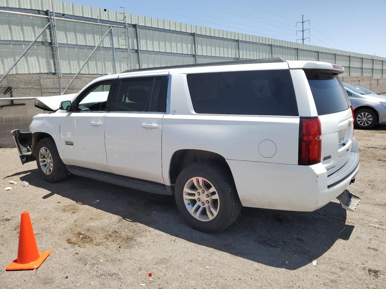 CHEVROLET SUBURBAN C1500 LT