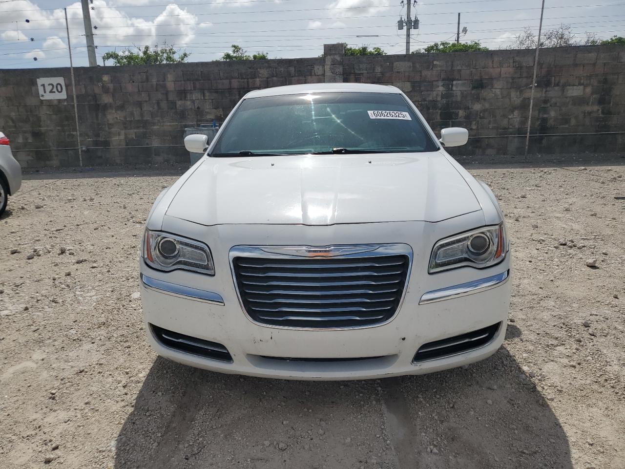 CHRYSLER 300