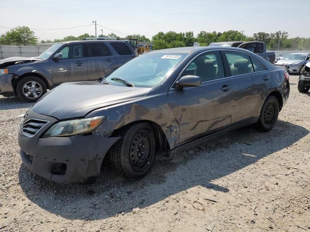 TOYOTA CAMRY BASE