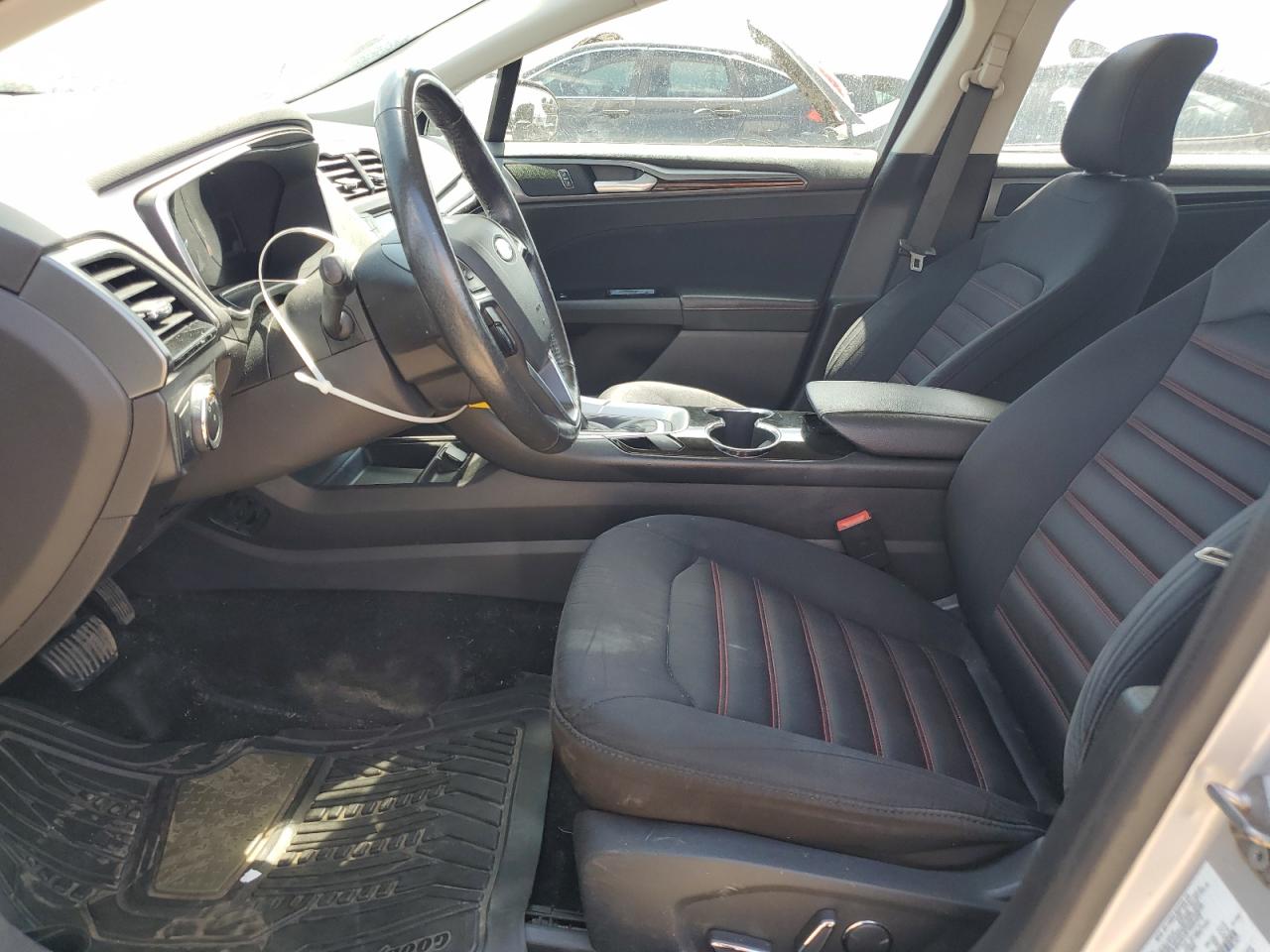 FORD FUSION SE HYBRID