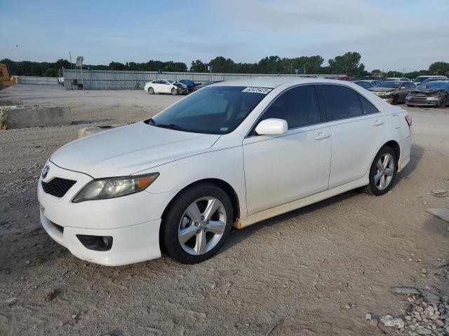 TOYOTA CAMRY BASE