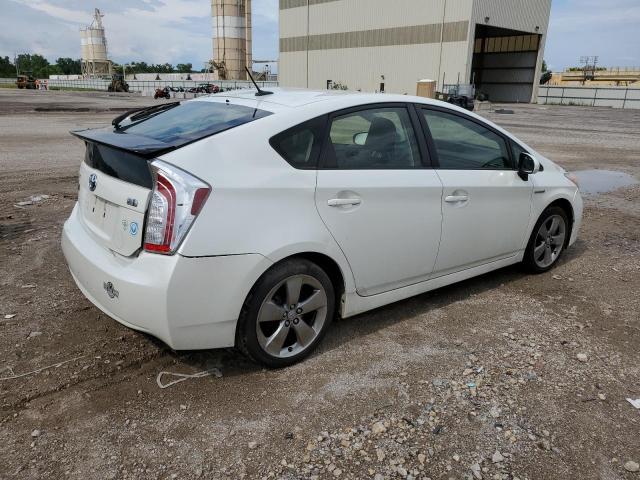 Vin: jtdkn3du8d1640448, lot: 62902475, toyota prius 20133