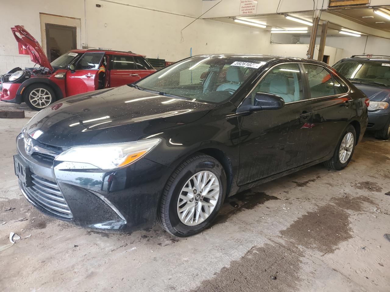 TOYOTA CAMRY LE