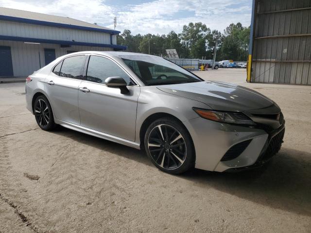 Vin: 4t1b61hk1ju129230, lot: 59979365, toyota camry xse 20184