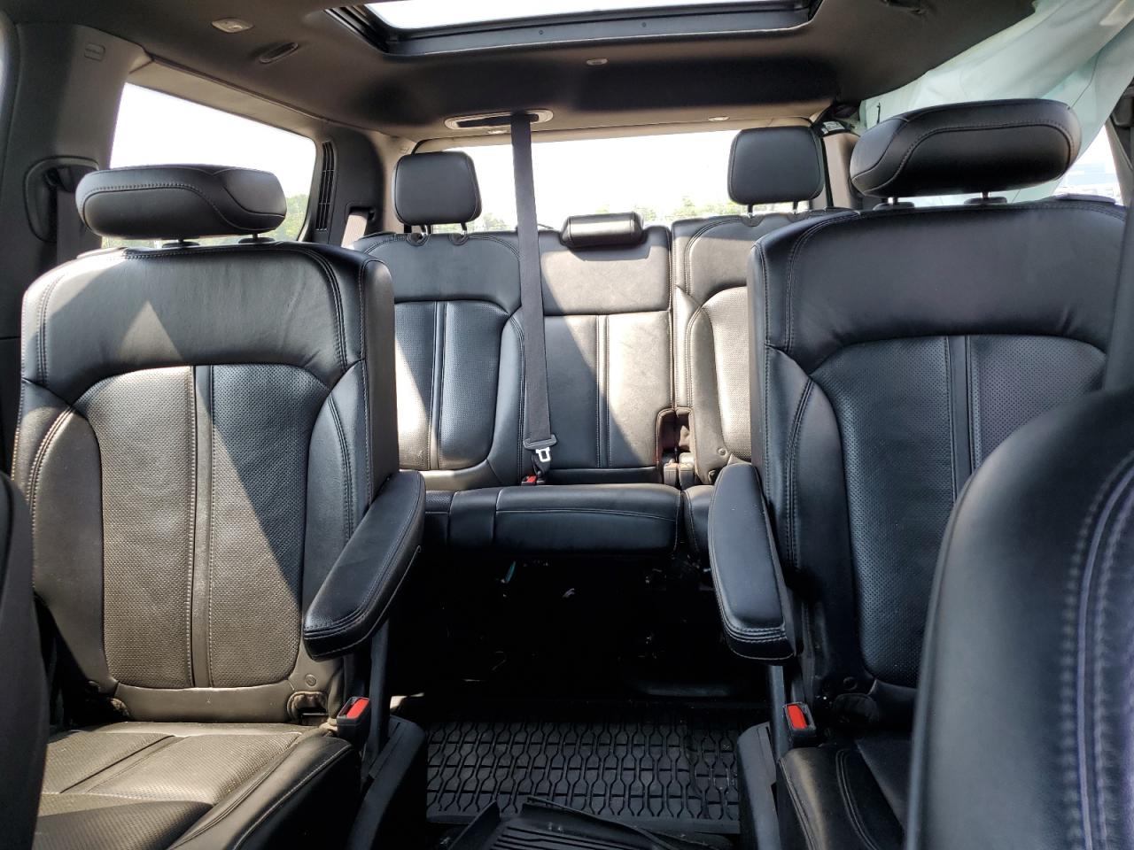 JEEP WAGONEER SERIES II