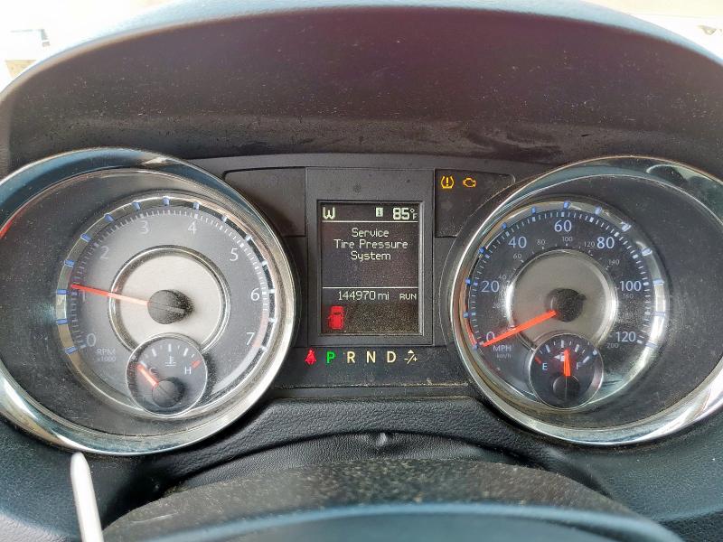 2016 CHRYSLER TOWN & COU 2C4RC1CG4GR200389