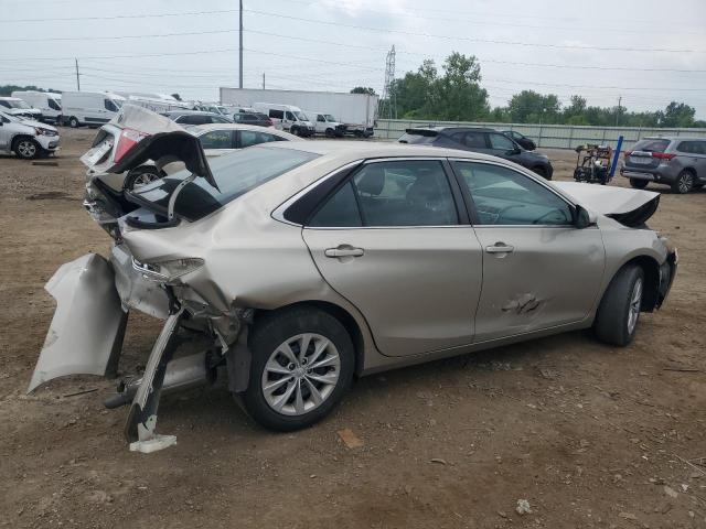 Vin: 4t1bf1fk4hu366565, lot: 59582845, toyota camry le 20173