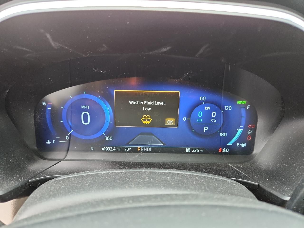 FORD ESCAPE TITANIUM