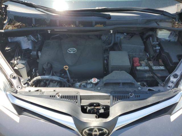 2018 TOYOTA SIENNA LE 5TDKZ3DC1JS952220