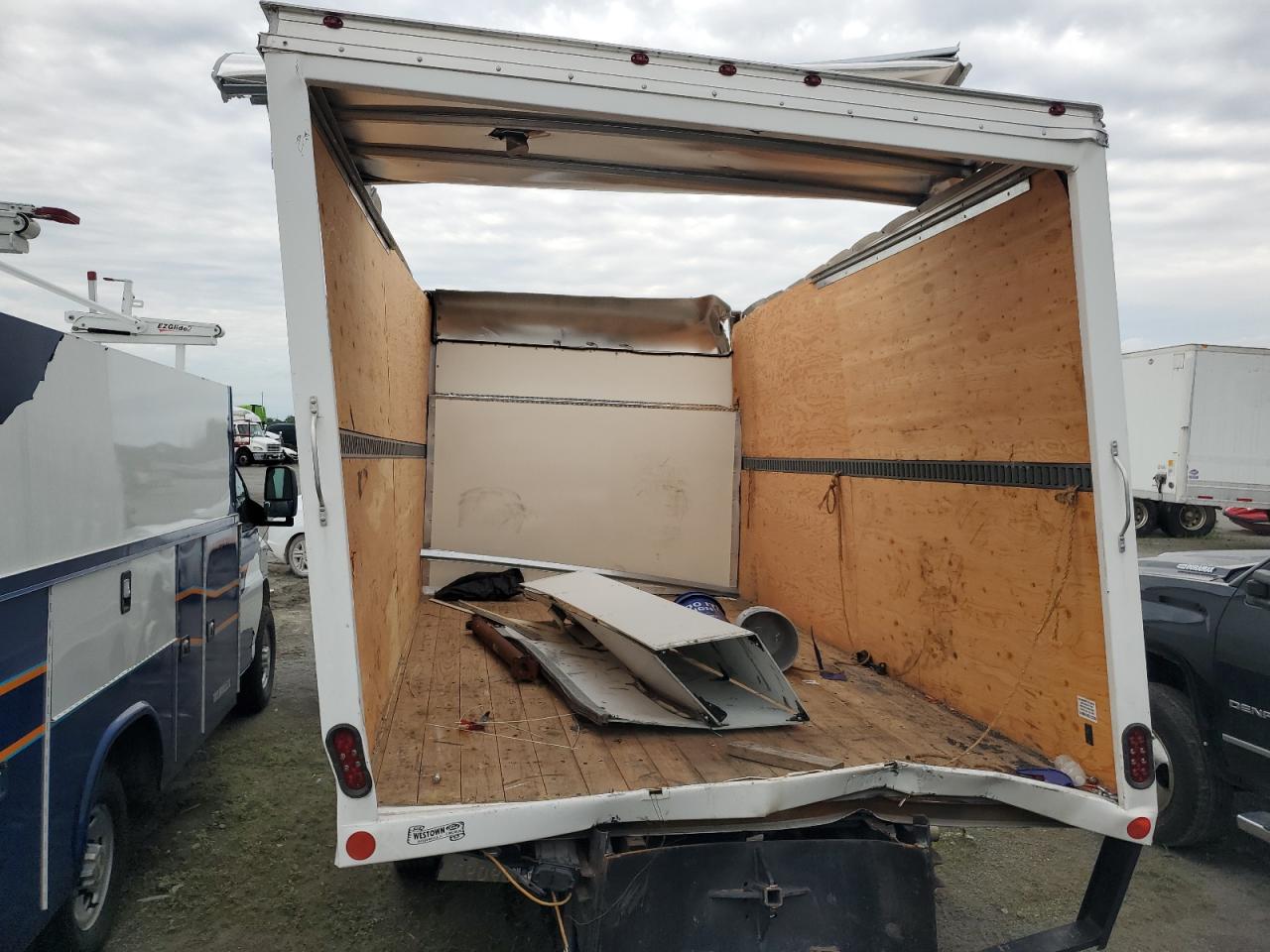 FORD ECONOLINE E350 SUPER DUTY CUTAWAY VAN