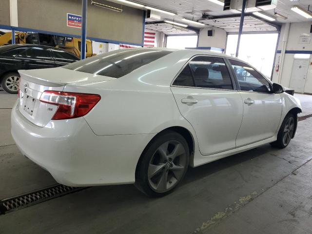 Vin: 4t1bk1fk3eu026847, lot: 61819315, toyota camry se 20143