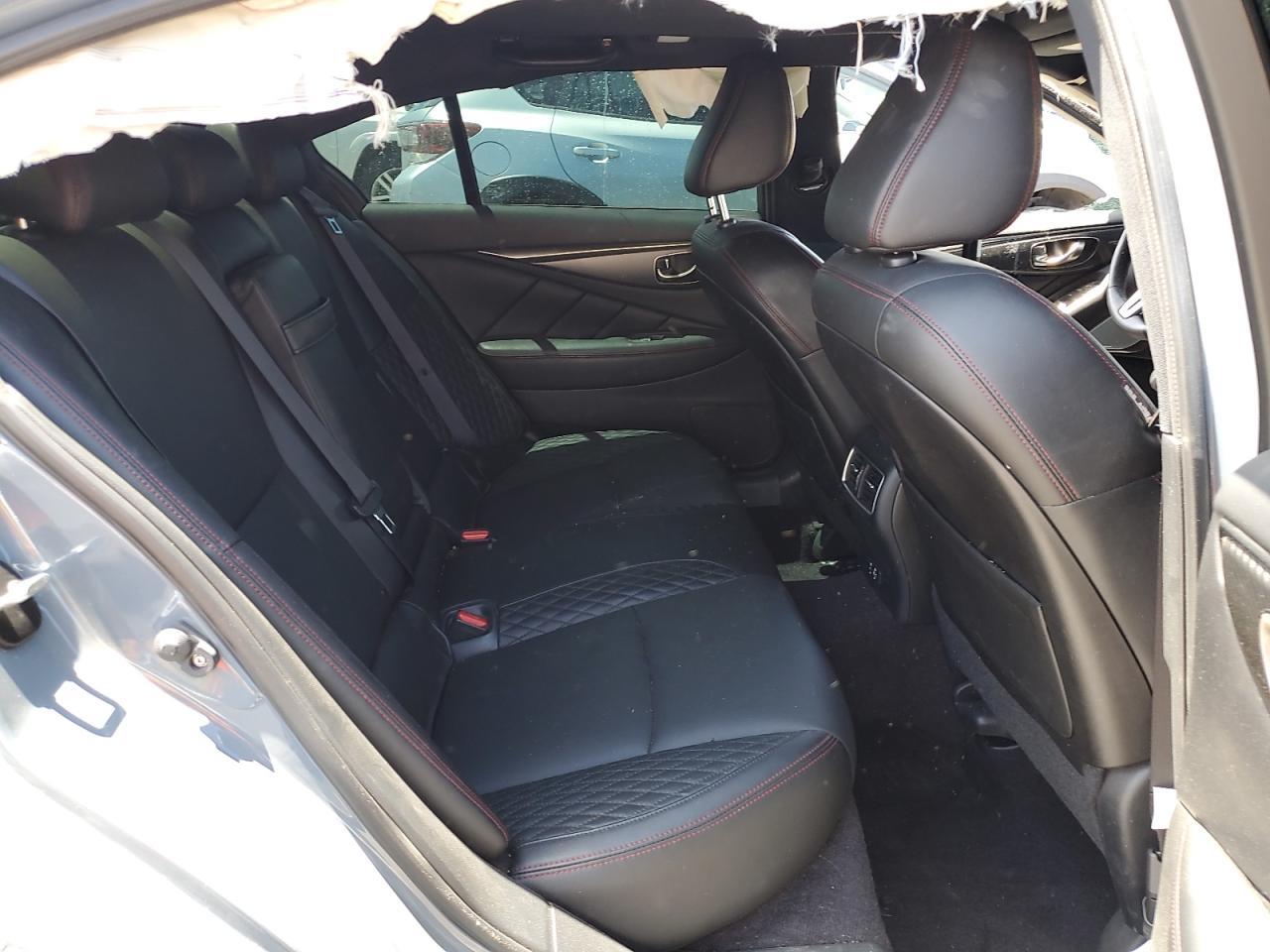 INFINITI Q50 RED SPORT 400