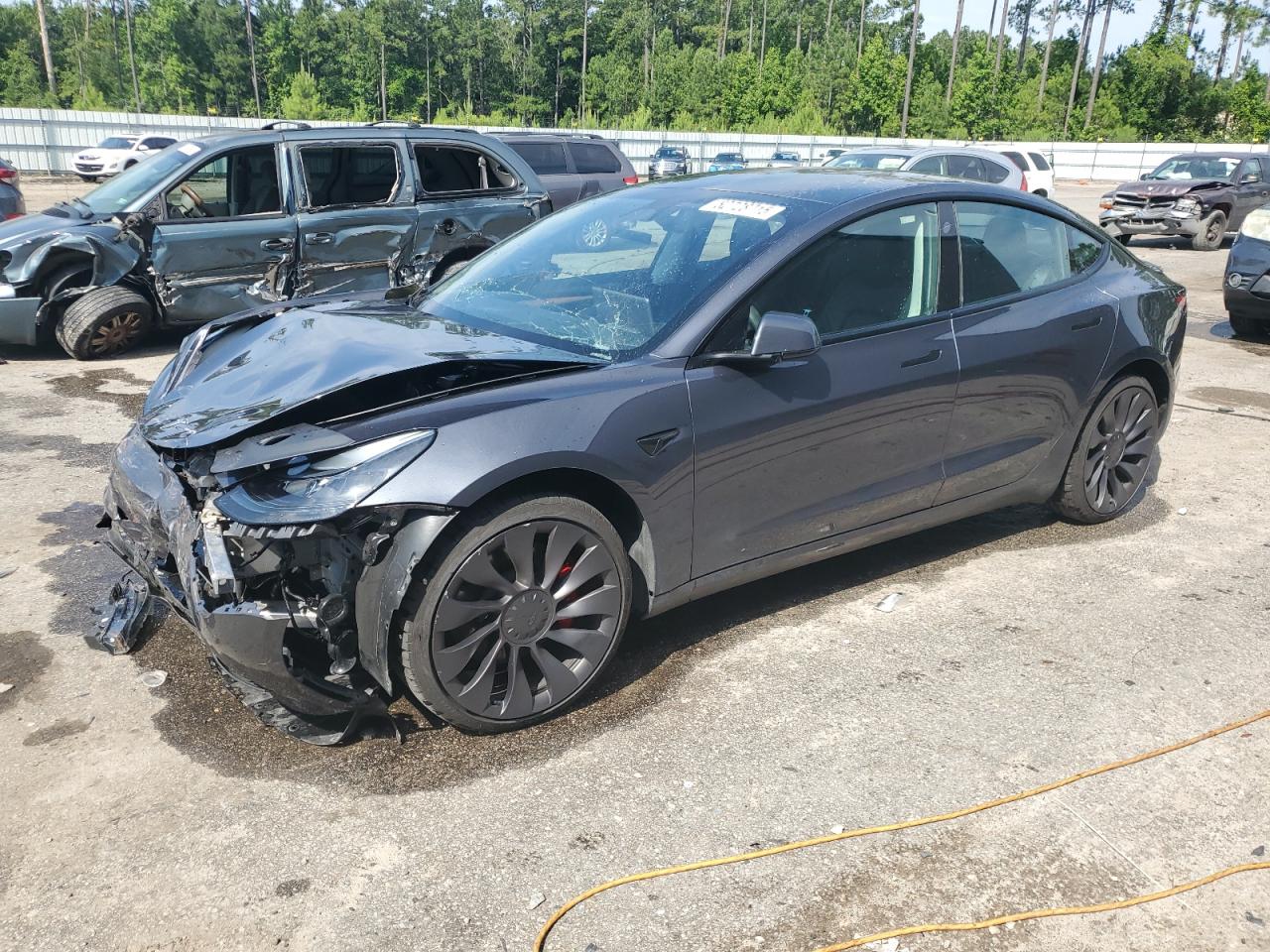TESLA MODEL 3