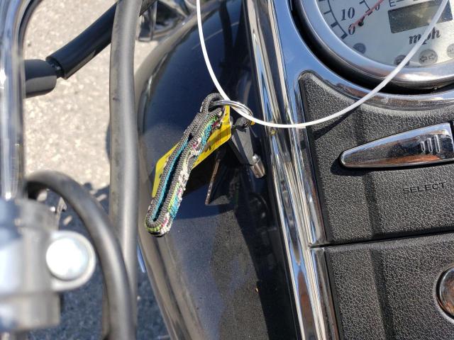 2005 SUZUKI C90 JS1VY52A852107000