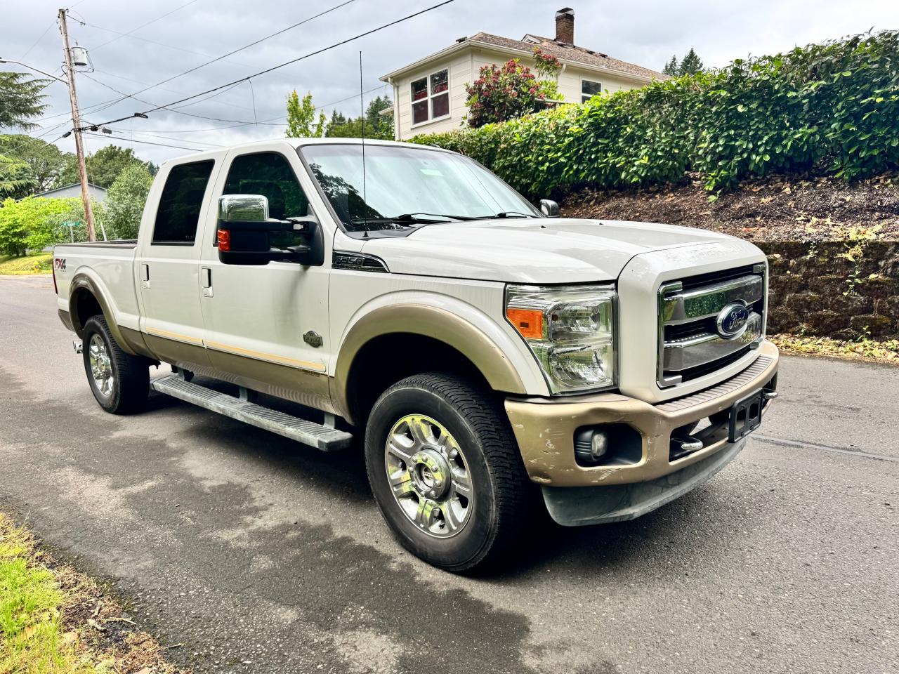 FORD F-350 SUPER DUTY